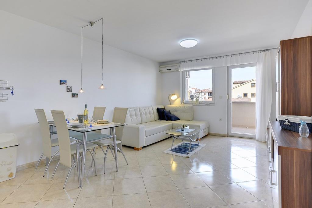 Apartment Frlan ลิทซ์ยัน ภายนอก รูปภาพ