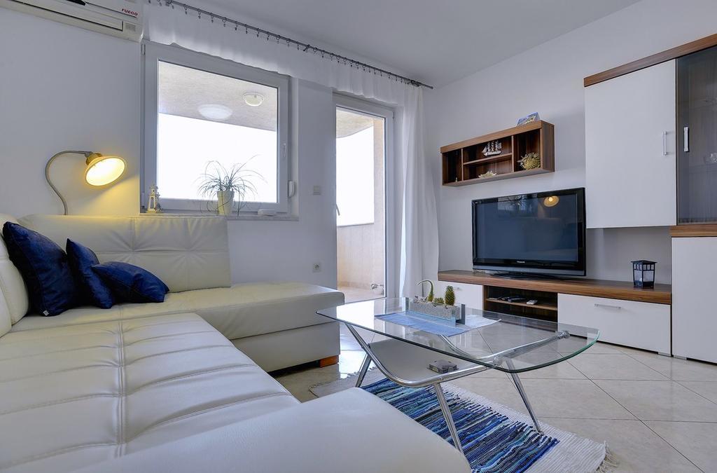 Apartment Frlan ลิทซ์ยัน ภายนอก รูปภาพ