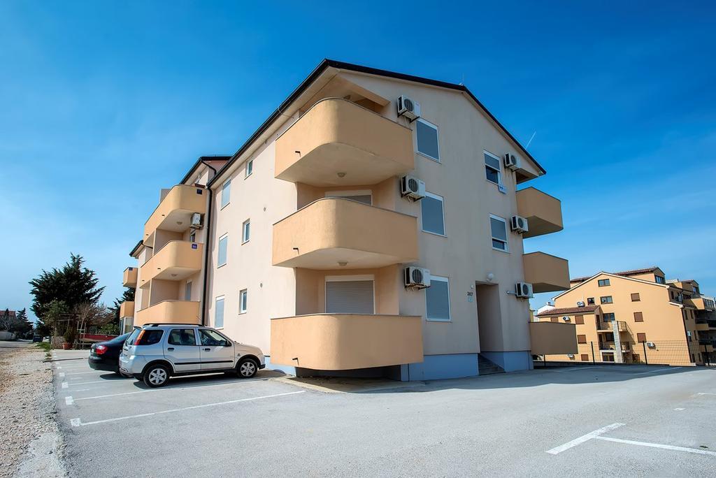 Apartment Frlan ลิทซ์ยัน ภายนอก รูปภาพ